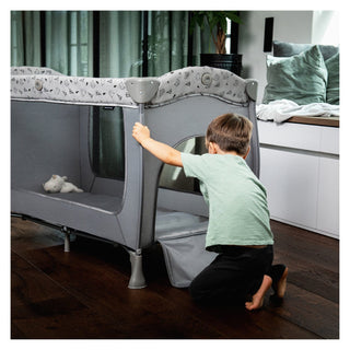Hauck Sleep N Play Center Stars- Travel Cot & Playpen