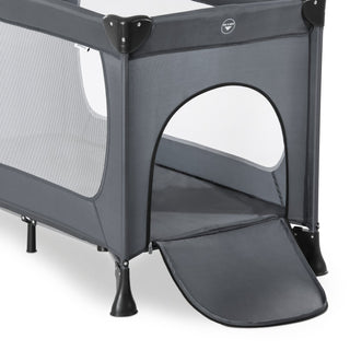 Hauck Dream N Play Plus Travel Cot - Grey