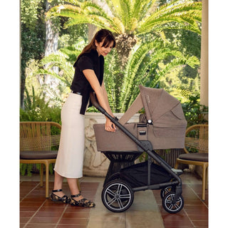 Nuna MIXX Next Series Compact Baby Carry Cot with Soft Mattress Cover - Caviar Black