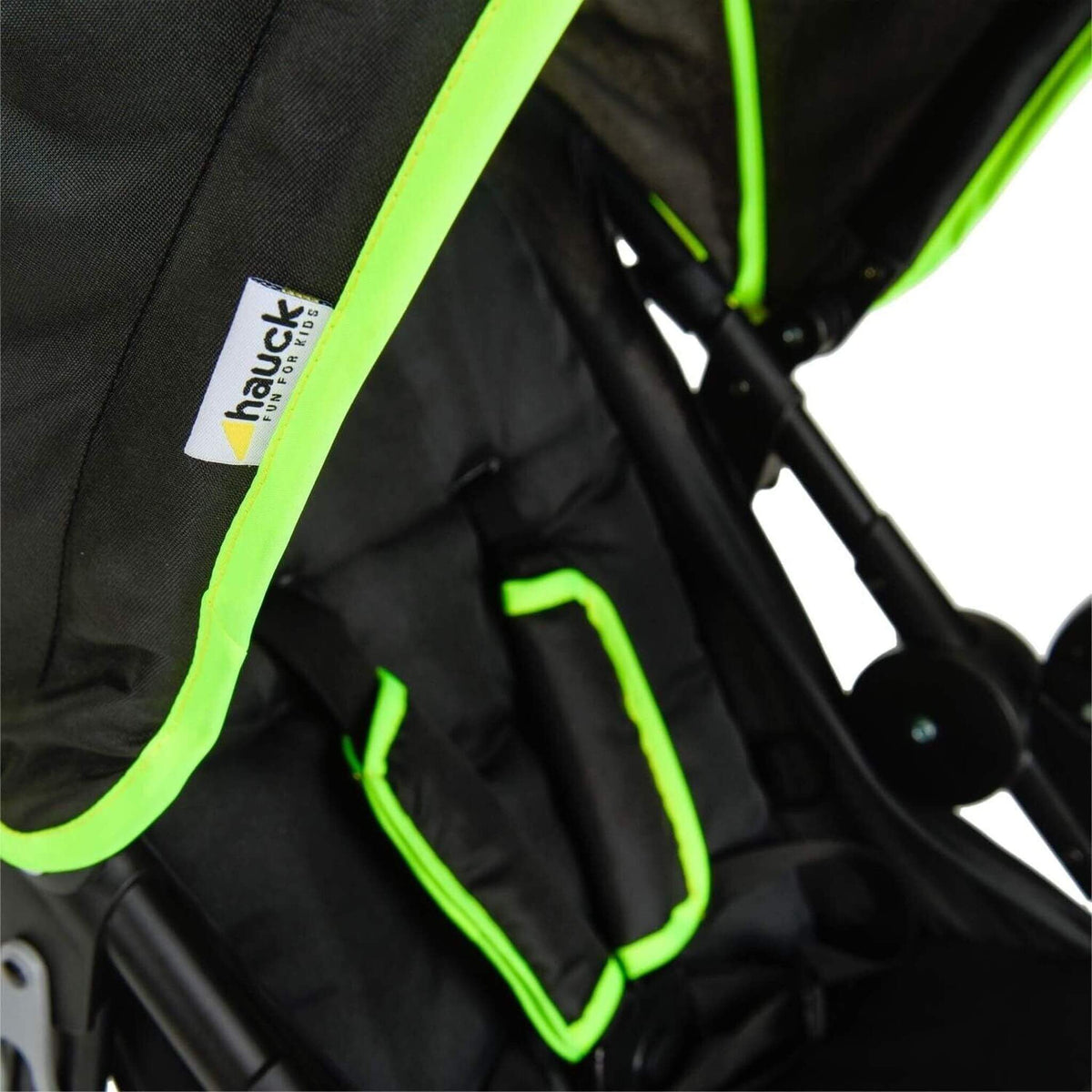 Hauck Runner - All-Terrain Pushchair - XL Pneumatic Air Wheels – reflective detail