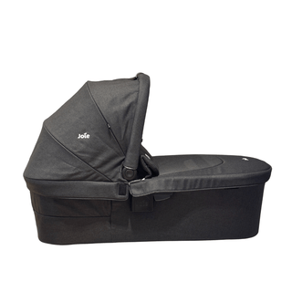 Joie Ramble XL Carrycot Elegant and Versatile - Shale