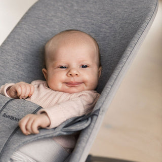 BabyBjorn Bouncer Bliss – 3D Jersey Light Grey | Ergonomic Baby Bouncer & Chair
