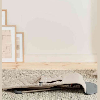 BabyBjorn Bouncer Bliss – Woven, Classic Quilting, Sand Grey