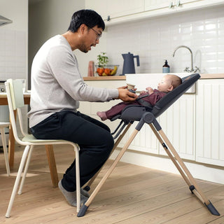 Maxi-Cosi Ava Baby Highchair with 3 Recline Positions Ultra-Compact Fold Light