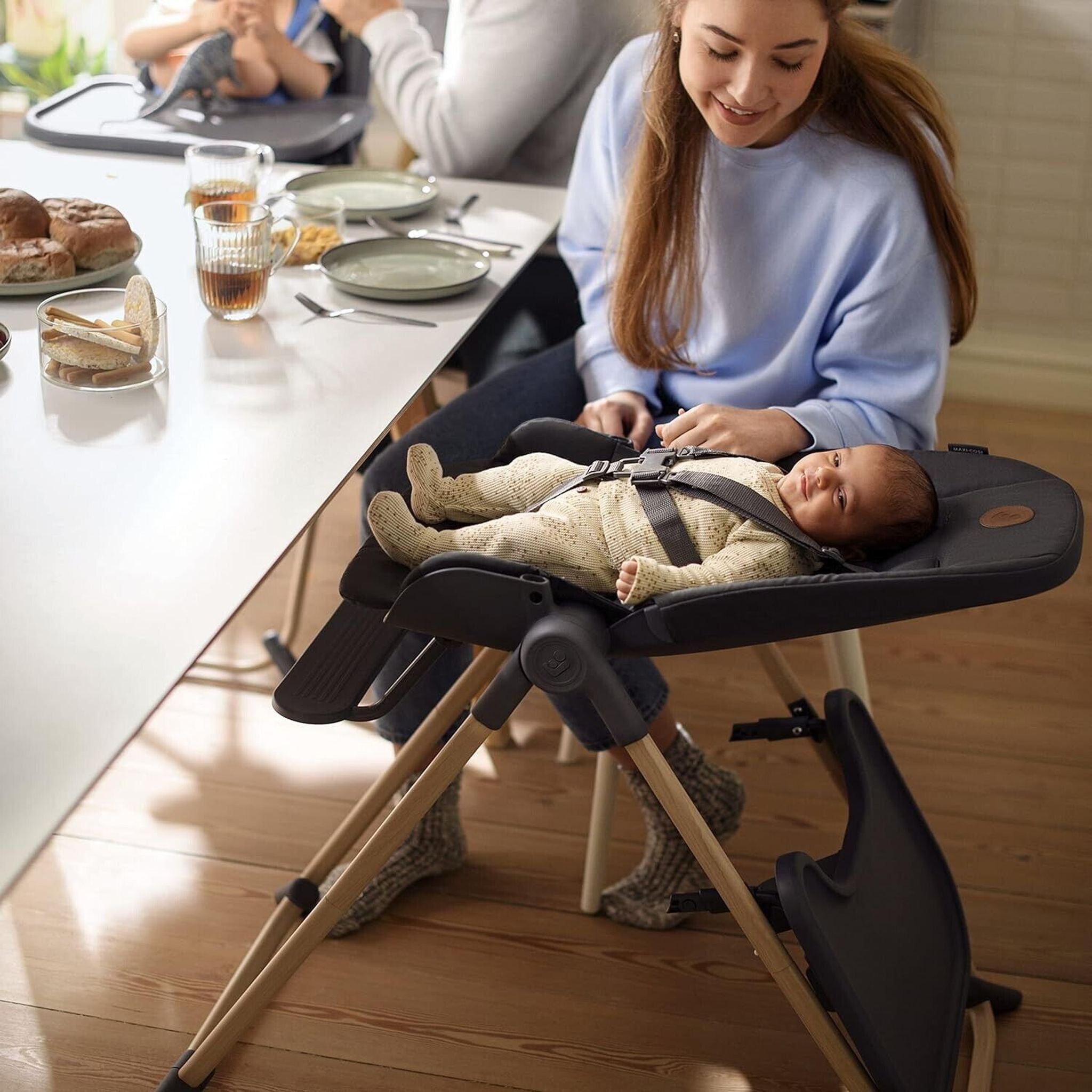 maxi cosi ava Maxi-Cosi Ava Baby Highchair with 3 Recline Positions Ultra-Compact Fold Light