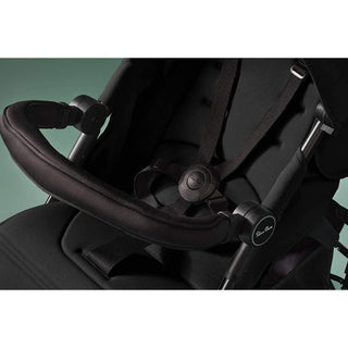 Silver Cross Pop Stroller – Lightweight, Lie-Flat Seat, Birth to 22kg | One-Hand Fold, UPF 50+ Hood